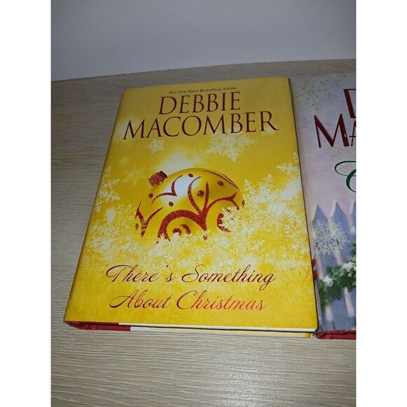When Christmas Comes & There's Something About Christmas Books Debbie Macomber - Picture 10 of 12